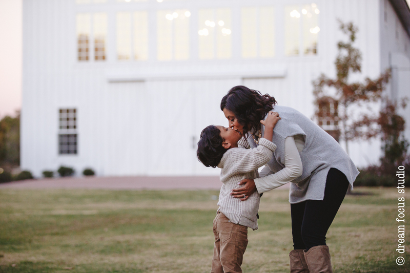 white sparrow barn family photos