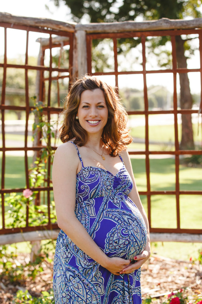 rose gardens of farmers branch maternity family photos